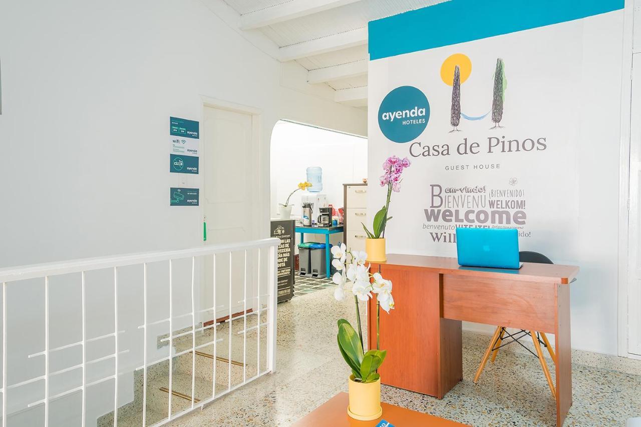 Casa De Pinos Hotel Bucaramanga Buitenkant foto