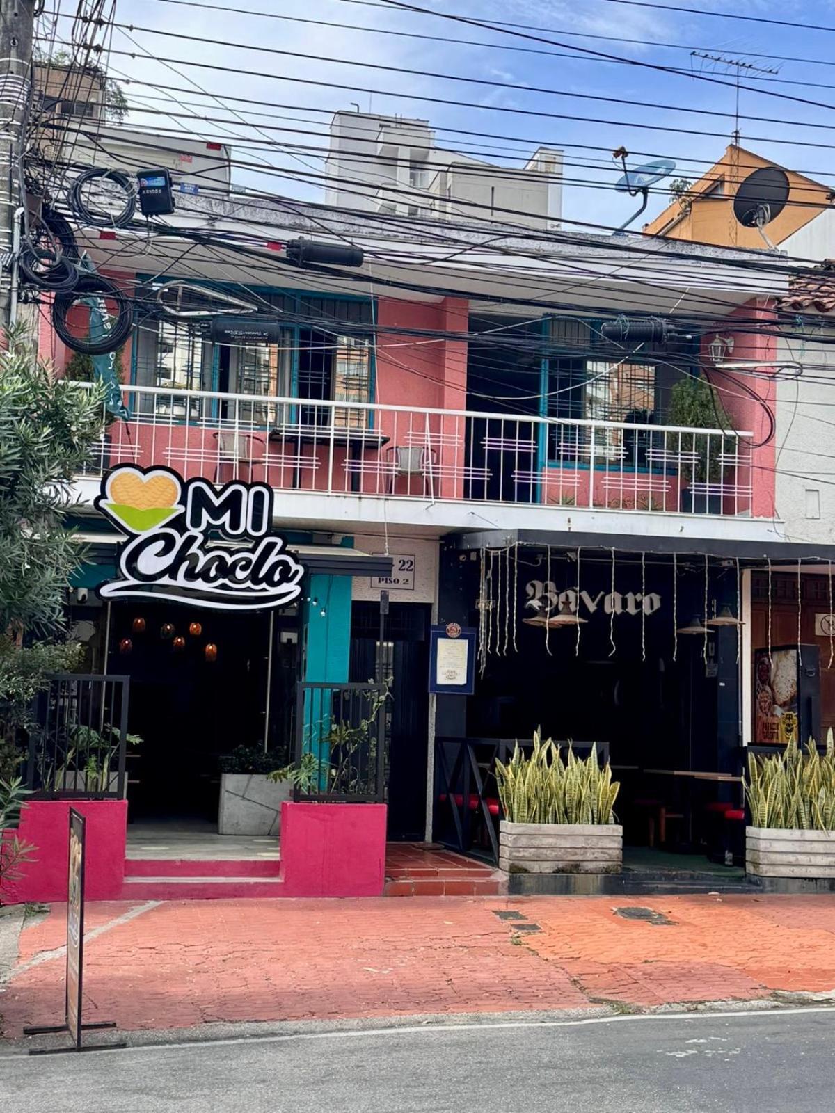 Casa De Pinos Hotel Bucaramanga Buitenkant foto