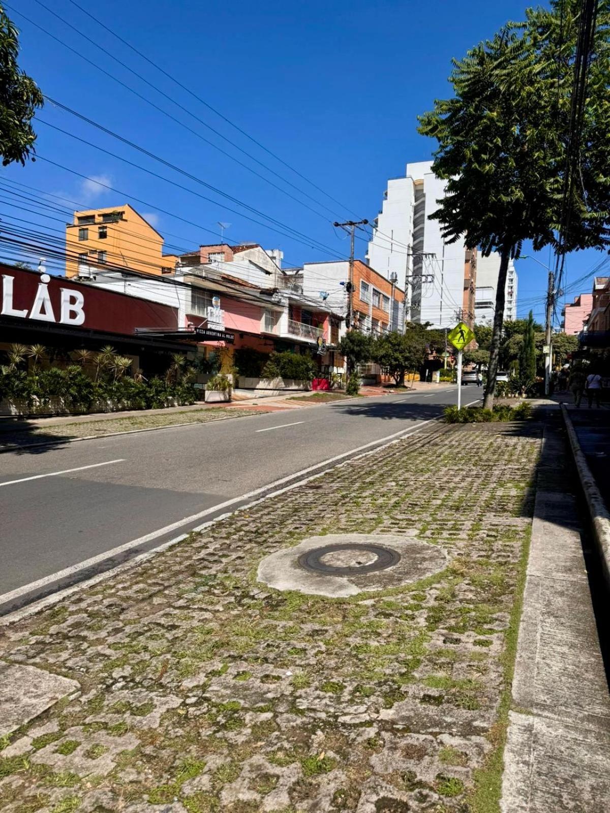 Casa De Pinos Hotel Bucaramanga Buitenkant foto